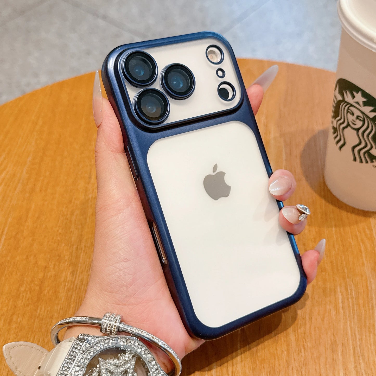 iPhone 17 Transparent Case